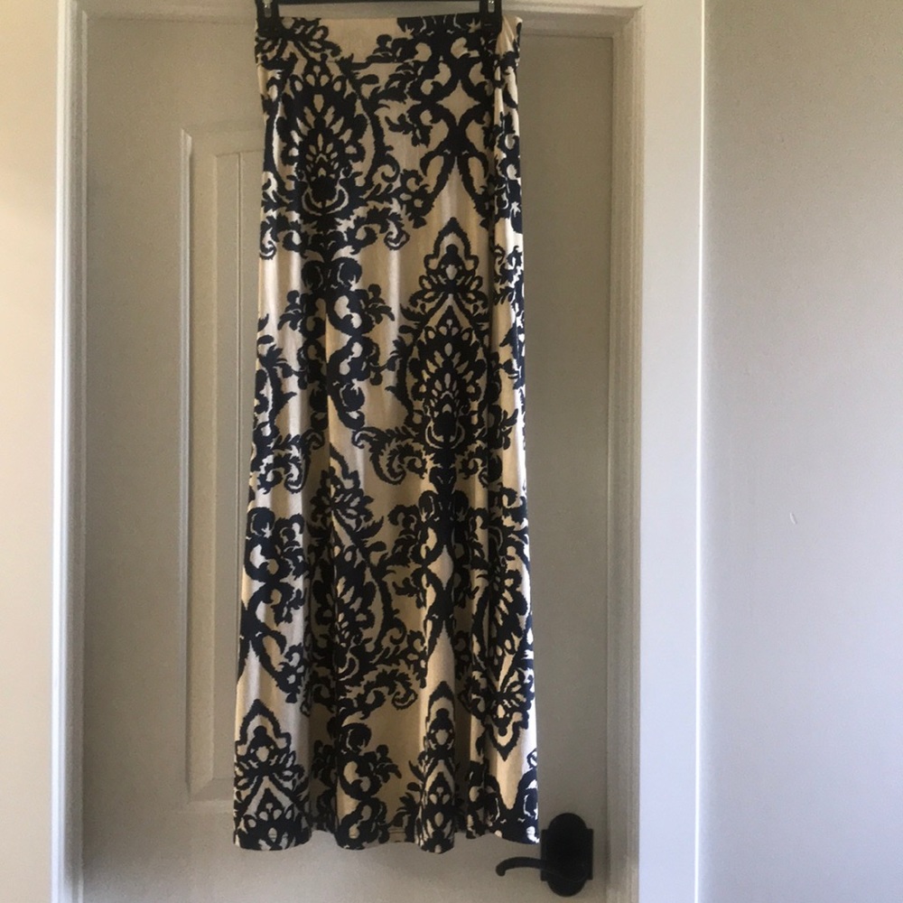 Maxi skirt